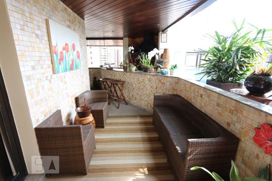 varanda de apartamento para alugar com 3 quartos, 250m² em Vila Suzana, São Paulo