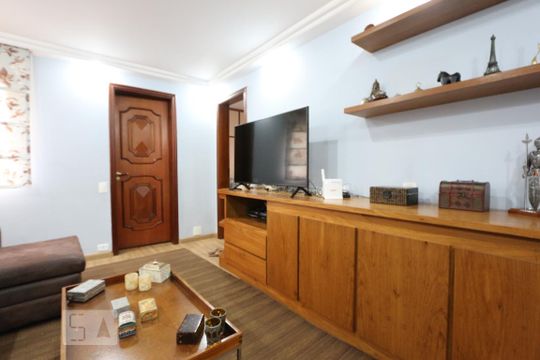 saleta de apartamento para alugar com 3 quartos, 250m² em Vila Suzana, São Paulo