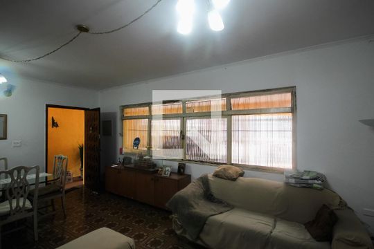 Casa para alugar com 4 quartos, 230m² em Vila Santo Estéfano, São Paulo