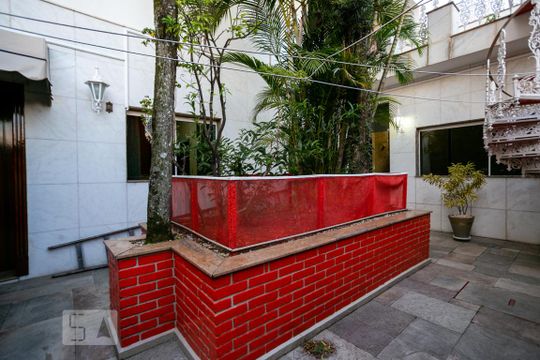 Quintal de casa para alugar com 4 quartos, 320m² em Freguesia do Ó, São Paulo