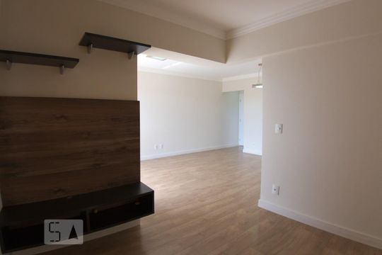 Sala de TV de apartamento para alugar com 2 quartos, 77m² em Ponte de São João, Jundiaí