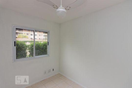 Quarto 1 de apartamento à venda com 3 quartos, 75m² em Jacarepaguá, Rio de Janeiro