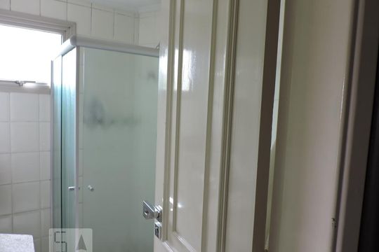 Banheiro de apartamento à venda com 3 quartos, 168m² em Vila Morumbi, São Paulo
