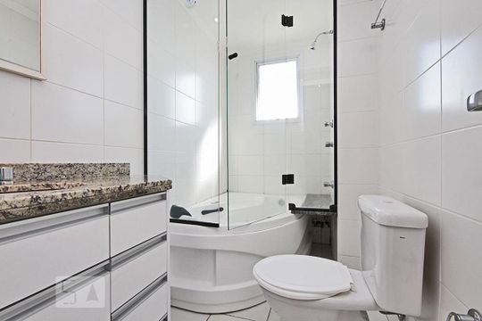 Banheiro de apartamento para alugar com 3 quartos, 103m² em Vila Leopoldina, São Paulo