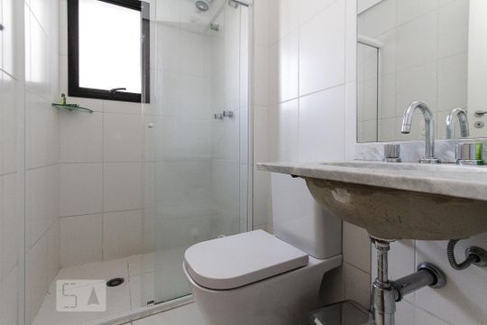 Banheiro Suite de apartamento para alugar com 2 quartos, 69m² em Mooca, São Paulo