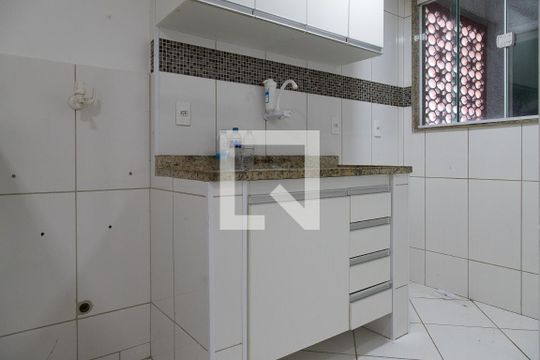 Cozinha de apartamento para alugar com 1 quarto, 39m² em Recreio dos Bandeirantes, Rio de Janeiro