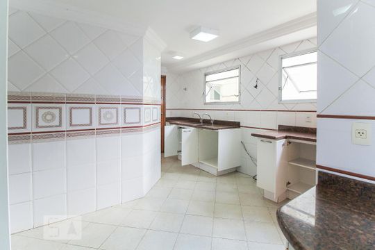 Cozinha de apartamento para alugar com 4 quartos, 200m² em St. Bueno, Goiânia