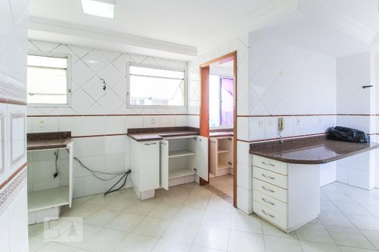 Cozinha de apartamento para alugar com 4 quartos, 200m² em St. Bueno, Goiânia
