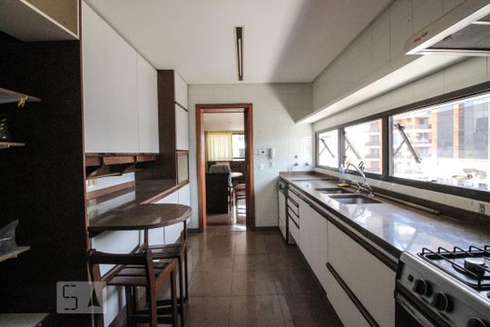 Cozinha de apartamento à venda com 5 quartos, 400m² em Santana, São Paulo