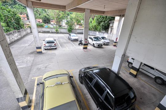Garagem de apartamento à venda com 2 quartos, 48m² em Tanque, Rio de Janeiro