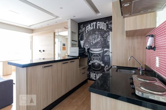 Cozinha de apartamento à venda com 1 quarto, 38m² em Jardim Flor da Montanha, Guarulhos