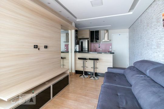 Sala de apartamento à venda com 1 quarto, 38m² em Jardim Flor da Montanha, Guarulhos