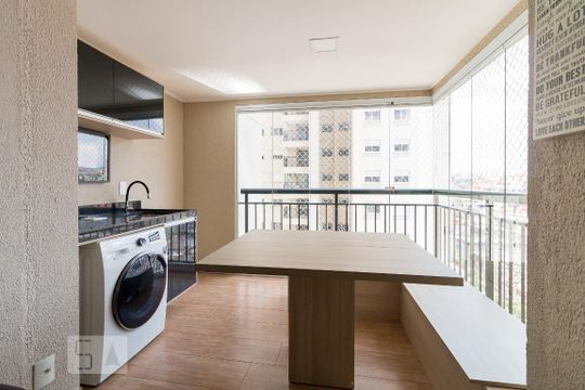 Varanda de apartamento à venda com 1 quarto, 38m² em Jardim Flor da Montanha, Guarulhos