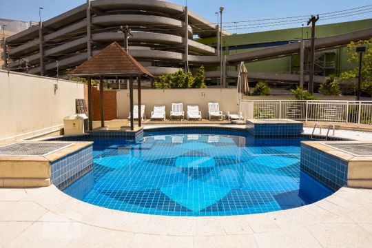 Piscina de apartamento para alugar com 2 quartos, 100m² em Jardim Anália Franco, São Paulo