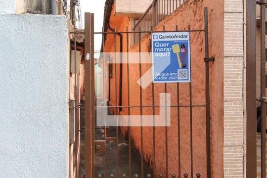 Fachada da casa de casa para alugar com 1 quarto, 50m² em Vila Ré, São Paulo