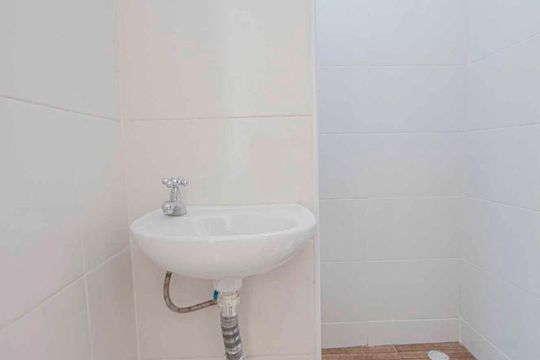 Banheiro de kitnet/studio para alugar com 1 quarto, 26m² em Maracanã, Rio de Janeiro