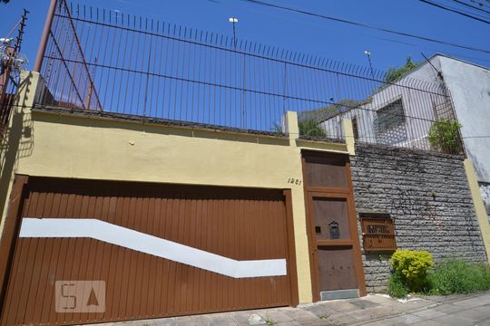 Casa à venda com 5 quartos, 450m² em Tristeza, Porto Alegre