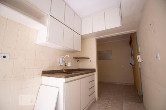 cozinha de apartamento à venda com 3 quartos, 77m² em Conjunto Residencial Parque Bandeirantes, Campinas