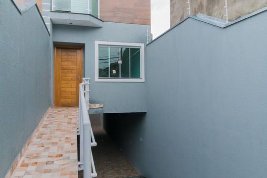 Frente de casa à venda com 2 quartos, 120m² em Itaquera, São Paulo