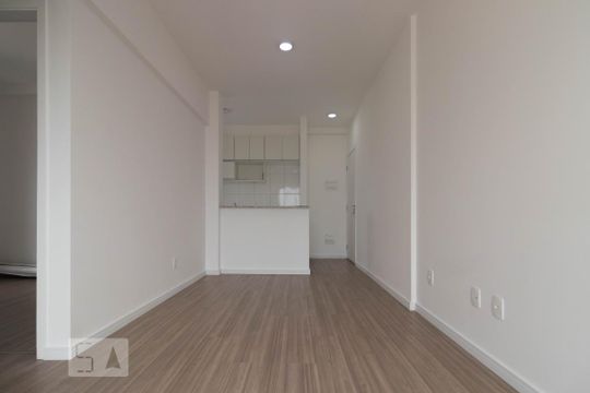 Apartamento para alugar com 2 quartos, 48m² em Vila Paranaguá, São Paulo