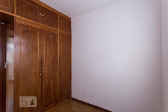 Quarto 3 de apartamento para alugar com 3 quartos, 75m² em Pampulha, Belo Horizonte