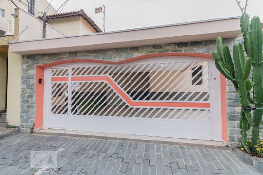 Fachada de casa à venda com 3 quartos, 300m² em Jardim, Santo André