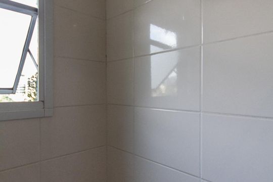 Banheiro da Suíte  de apartamento para alugar com 3 quartos, 62m² em Vila Andrade, São Paulo