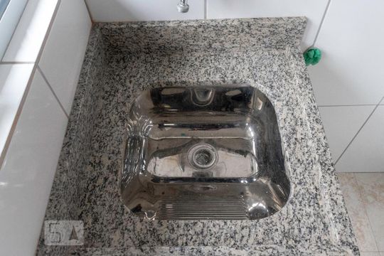 Área de Serviço de casa para alugar com 1 quarto, 42m² em Bosque da Saúde, São Paulo