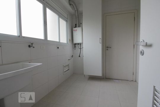 Área de serviço de apartamento à venda com 4 quartos, 197m² em Vila Suzana, São Paulo