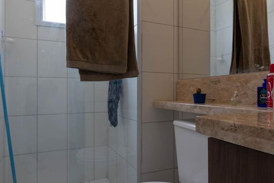 Banheiro de apartamento à venda com 1 quarto, 25m² em Vila Campanela, São Paulo