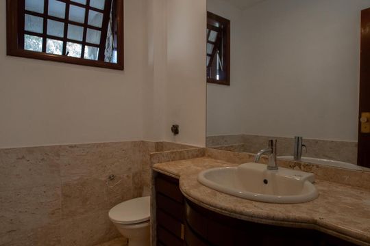 Casa de Condomínio à venda com 7 quartos, 800m² em Barra da Tijuca, Rio de Janeiro