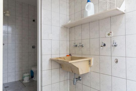 Área de Serviço de casa à venda com 3 quartos, 140m² em Parque Jabaquara, São Paulo