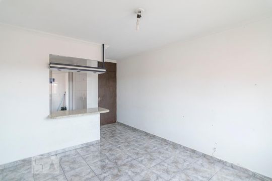 Sala de apartamento para alugar com 2 quartos, 55m² em Vila Camilópolis, Santo André