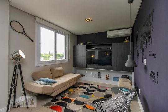 Sala de apartamento à venda com 2 quartos, 80m² em Jardim do Salso, Porto Alegre