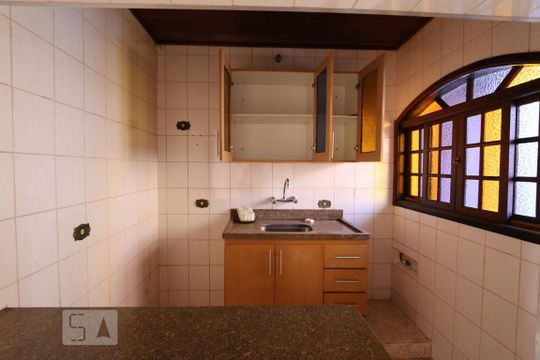 cozinha edícula de casa à venda com 5 quartos, 180m² em Vila Sônia, São Paulo