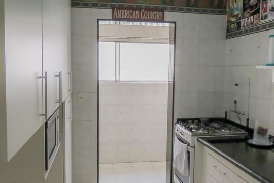 Cozinha  de apartamento à venda com 3 quartos, 73m² em Moema, São Paulo
