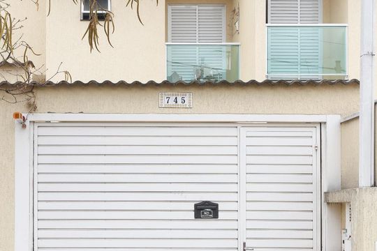 Fachada de casa à venda com 3 quartos, 134m² em Parada Inglesa, São Paulo