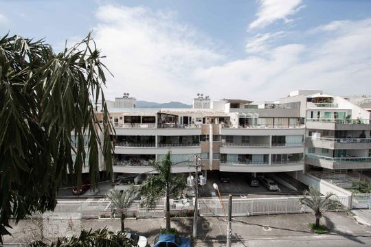 Apartamento para alugar com 3 quartos, 400m² em Recreio dos Bandeirantes, Rio de Janeiro