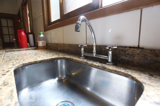 Cozinha de casa à venda com 4 quartos, 255m² em Jaguaribe, Osasco