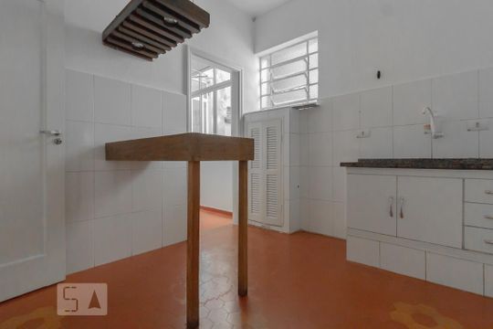 Cozinha de apartamento para alugar com 4 quartos, 150m² em Vila Mariana, São Paulo