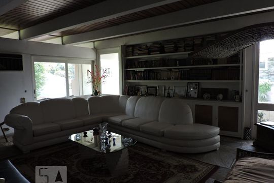 Sala de casa à venda com 5 quartos, 800m² em Jardim Guedala, São Paulo