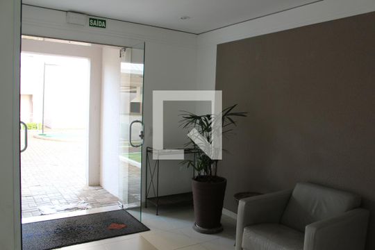 Hall de apartamento à venda com 2 quartos, 55m² em Vila das Bandeiras, Guarulhos