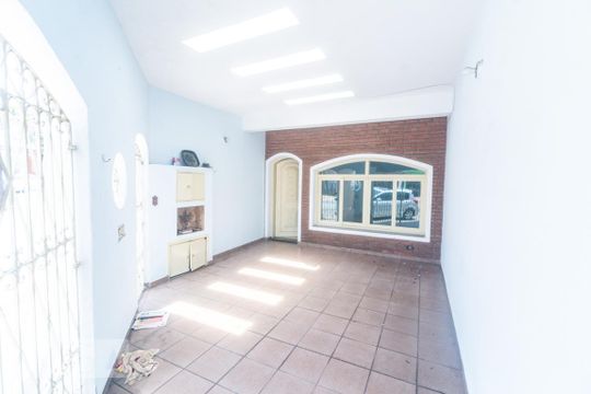 Garagem de casa à venda com 3 quartos, 125m² em Chácara Seis de Outubro, São Paulo