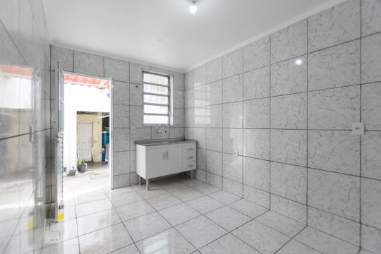 1o. Andar - Cozinha de casa para alugar com 2 quartos, 120m² em Jardim Vila Mariana, São Paulo