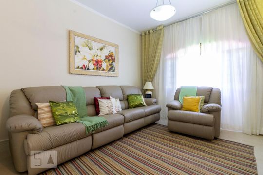 Sala de casa à venda com 3 quartos, 380m² em Vila Guilhermina, São Paulo