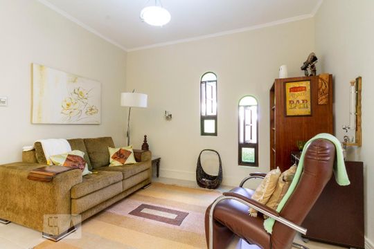 Sala de casa à venda com 3 quartos, 380m² em Vila Guilhermina, São Paulo