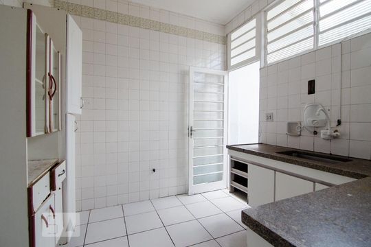 Cozinha de casa para alugar com 5 quartos, 228m² em Jardim Proença, Campinas