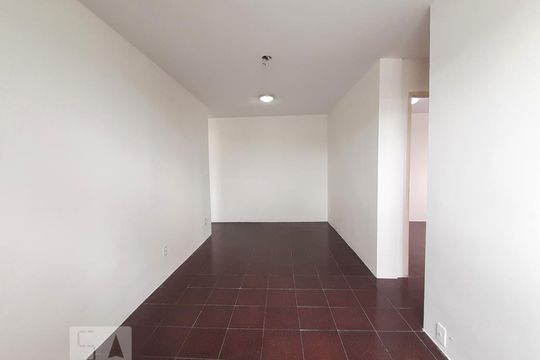 Sala de apartamento à venda com 2 quartos, 70m² em Inhaúma, Rio de Janeiro