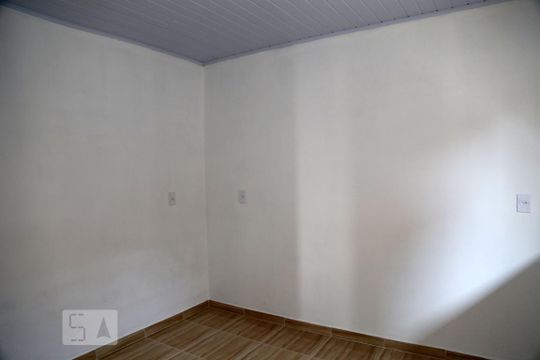 Quarto de apartamento para alugar com 1 quarto, 25m² em Parque Pinheiros, Taboão da Serra