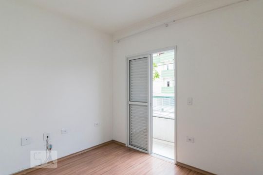 Quarto 1 de apartamento para alugar com 2 quartos, 40m² em Parque Bandeirante, Santo André